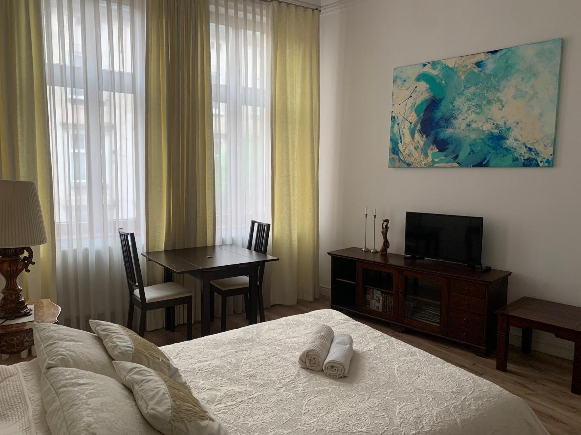 Studio Appartment In Old Town คราคูฟ ภายนอก รูปภาพ
