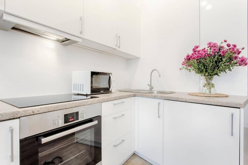 Studio Appartment In Old Town คราคูฟ ภายนอก รูปภาพ