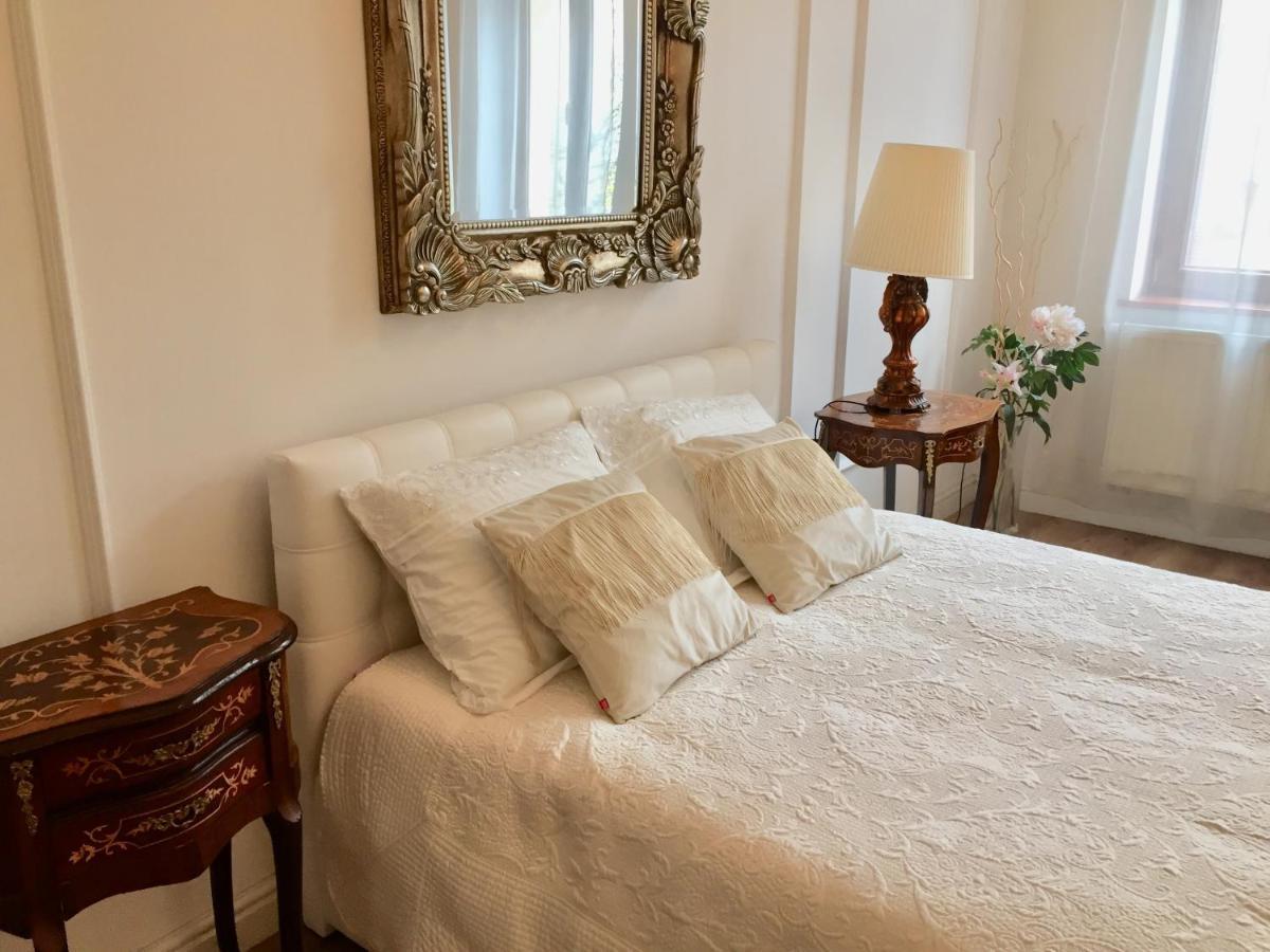 Studio Appartment In Old Town คราคูฟ ภายนอก รูปภาพ